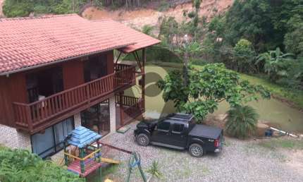 Chácara / sítio com 2 quartos à venda na Rua Santo Inácio, Indaiá, Nova Trento