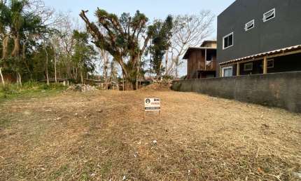 O melhor terreno á VENDA na Praia de Bombas (Exclusivo)