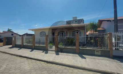 Casa com 3 quartos à venda na Rua Antônio Cherem, 252, Joaia, Tijucas