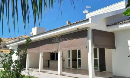 Casa alto padrão no Parque Comendador João Amendola
