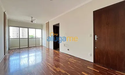Apartamento na Boa Vista com 3 dormitórios (1 suíte), garagem, portaria e elevador.