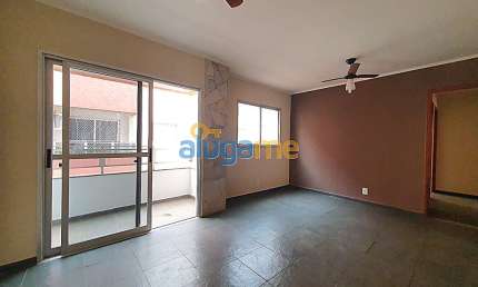 Apartamento no Vetorasso com 2 dormitórios, vaga coberta e portaria 24 horas.