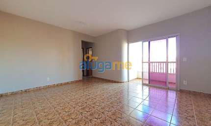 Apartamento na Vila Imperial com 2 dormitórios (1 suíte), vaga coberta, elevador e portaria.