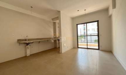 Apartamento novo no condomínio Sense Residence, com 02 dormitórios, 02 banheiros e 01 vaga.