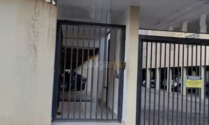 Apartamento no bairro Vila Rodrigues, com 2 dormitórios e 01 vaga de garagem, com portaria.