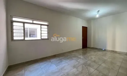 Apartamento de 3 dormitórios, 3 banheiros e 1 vaga no bairro Vila Imperial.