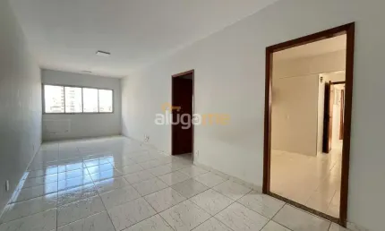 Apartamento na Vila Imperial com 03 dormitórios, elevador e 01 vaga de garagem.