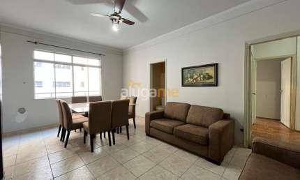 Apartamento no Edifício Maria Celeste, no centro, com 03 dormitórios (01 suíte) rico em armários e 01 vaga, com portaria e elevador.