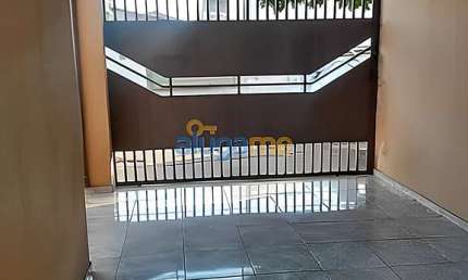 Vendo casa com 3 dormitórios, sendo 1 suíte no Loteamento Bom Pastor