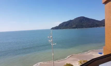 Luxuoso apartamento vista mar avenida atlântica balneário camboriú.