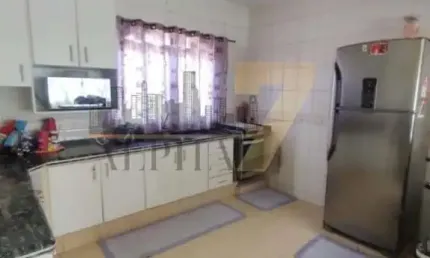 Sobrado à Venda em Jardim Europa I, Santa Bárbara D'Oeste - SP