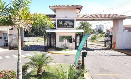 Apartamento em S.B.O., Planalto do Sol II, Inteiro Planejado, Com Varanda.