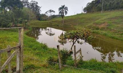 Sítio à venda, 350000 m² por R$ 2.200.000,00 - Centro - Imaruí/SC
