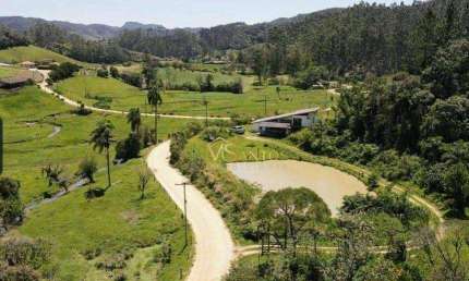 Sítio com 2 dormitórios à venda, 90000 m² por R$ 960.000,00 - Laranjeiras - Rio do Sul/SC