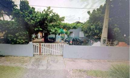 Casa com 3 dormitórios à venda, 108 m² por R$ 800.000,00 - Daniela - Florianópolis/SC