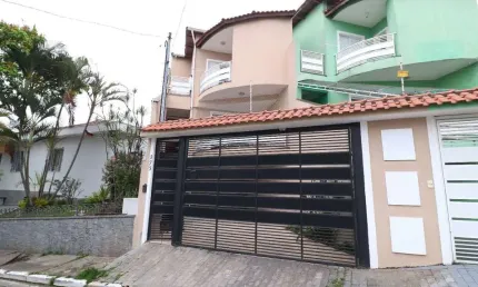 Agradável sobrado para venda em Tucuruvi com 3 quartos, sendo 3 suítes, 144m²
