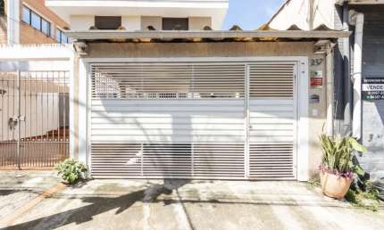 Funcional casa tipo para venda com 3 quartos, sendo 1 suíte, 157m²