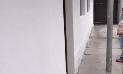 Casa  à Venda para Renda em Cidade Dutra  -  São Paulo