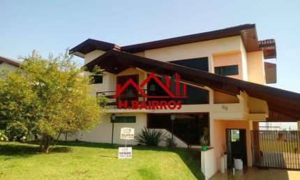 Casa com 03 Dormitórios à Venda  no condomínio Mirante do Vale - Jacareí SP