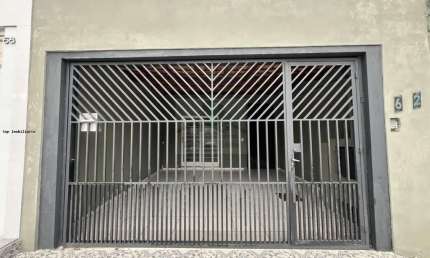 Casa para Locação em Cajamar, Jordanésia (Jordanésia), 2 dormitórios, 1 banheiro, 2 vagas