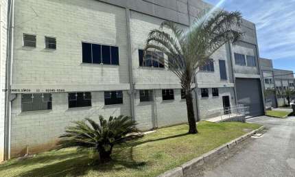 Galpão para Locação em Santana de Parnaíba, Chácara do Solar I (Fazendinha), 6 banheiros, 4 vagas