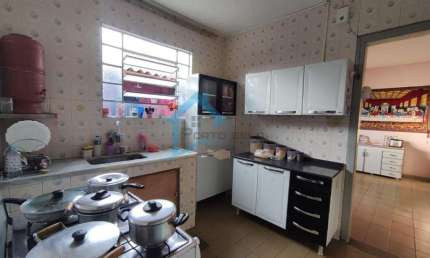 Casa para Venda em Contagem, Centro, 3 dormitórios, 1 banheiro, 2 vagas