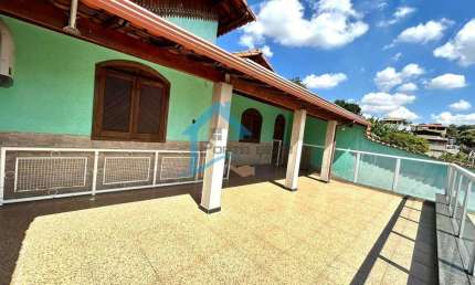 Casa para Venda em Contagem, Novo Progresso, 4 dormitórios, 2 suítes, 3 banheiros, 4 vagas