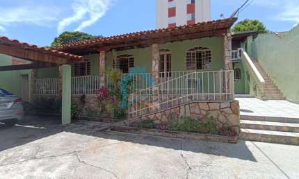 Casa para Venda em Contagem, Darcy Vargas, 8 dormitórios, 3 suítes, 6 banheiros, 4 vagas