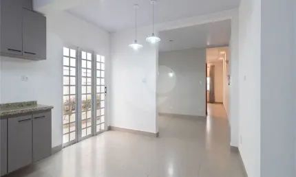 Casa em condomínio fechado com 3 quartos à venda na Rua Aimberê, 445, Perdizes, São Paulo