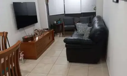 Apartamento 3 Dorms com 2 Vagas e Varanda na Vila Euclides - 72m²