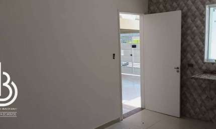 Sobrado à Venda no Centro de São Bernardo – 2 Quartos e 3 Vagas
