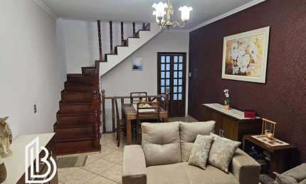 Casa à Venda – 221m², 3 Quartos, 2 Vagas – Vila Valparaíso, Santo André