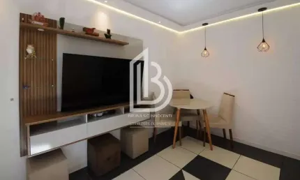 Apartamento Reformado à Venda - 2 Quartos, 56m², Condomínio Portugal
