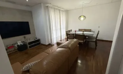 Apartamento à Venda no Bairro Santa Paula com 80m², com Laze