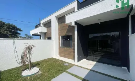 Casa à Venda no Balneário de Saint Etiene, Matinhos.