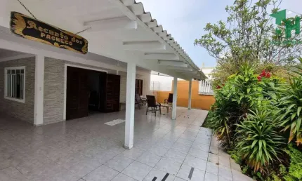 Casa com 4 quartos à venda na Avenida Guarapuava, 1305, Caiobá, Matinhos