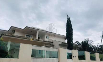 Casa  4 Quartos  - Condomínio Fechado - Setor de Mansões do Lago Norte