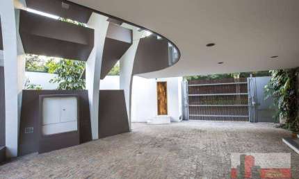 Casa a venda em Rua Conseguina - Cidade Jardim, 4 quartos e 6 vagas