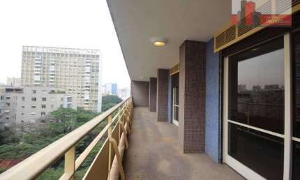 Apartamento em Av. Higienópolis, 235 - Higienópolis, 4 quartos, 3 vagas