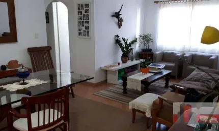 Apartamento á venda com 2 quartos e 1 vaga em Jardim América-SP