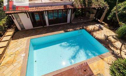 Vendo Casa em Alto de Pinheiros, 4 dorms, 4 vagas, 558m², R. Japiaçóia, 345