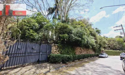 Casa 4 quartos, 624m², R. Stefan Marek Neuding, 87 - Jardim Silvia (Zona Oeste), 4 vagas, piscina