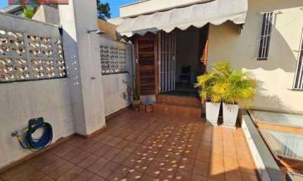 Casa com quintal, R. João Diomedes Leônidas, 59 - Jardim Bonfiglioli, 3 quartos, 2 vagas.