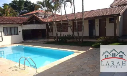 Casa com 3 dormitórios à venda, 323 m² por R$ 960.000,00 - Haras Bela Vista - Vargem Grande Paulista/SP