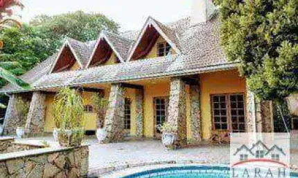 Sobrado à venda, 350 m² por R$ 1.600.000,00 - Gramado - Cotia/SP