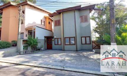 Casa com 3 dormitórios para alugar, 171 m² por R$ 6.800,00/mês - Petit Village - Cotia/SP