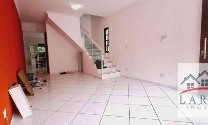 Sobrado com 3 dormitórios para alugar, 130 m² por R$ 3.200,00/mês - Jardim Caiapiá - Cotia/SP