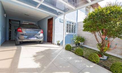 Casa com 3 quartos à venda no Xaxim, Curitiba 