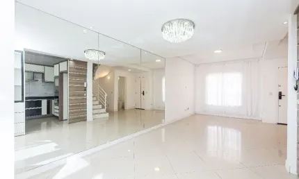 Excelente sobrado com 3 quartos, suíte, 125m2, semimobiliado