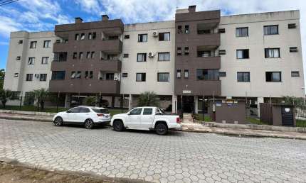 Imóvel à venda em Palhoça no bairro Aririú por R$ 398.000,00